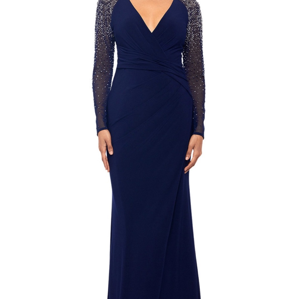 Elegant Navy Blue Evening Gown
